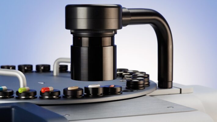 Bruker MPA III FT-NIR spektrométer külső transzmissziós egység